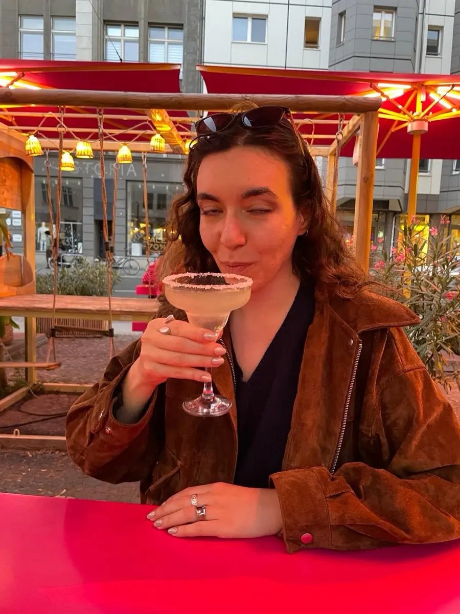 Original photo: her eyes are closed